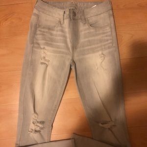 Women’s American eagle jeans